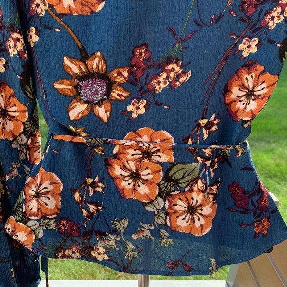 Blu Pepper Floral Wrap Boho Blouse size XS - Picture 10 of 16